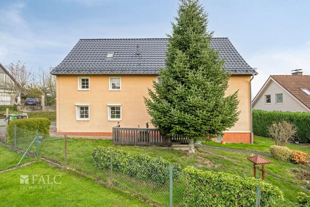 Immobilie in Overath - Charmante Doppelhaushälfte mit historischem Flair in Overath-Steinenbrück - Bild 1