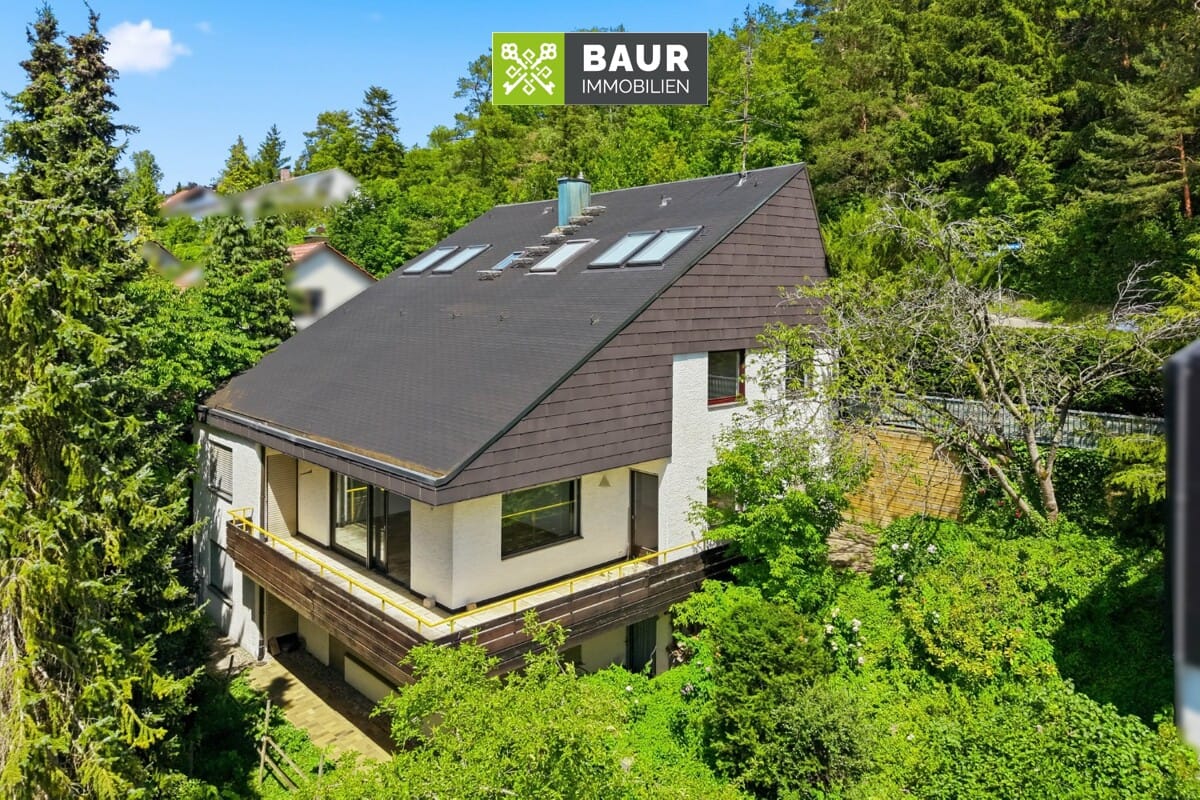 Immobilie in Elchingen - 360° | Traumhafte Hanglage mit Alpenblick – Großzügiges Wohnen mit Einliegerwohnung auf über 300 m² - Bild 0
