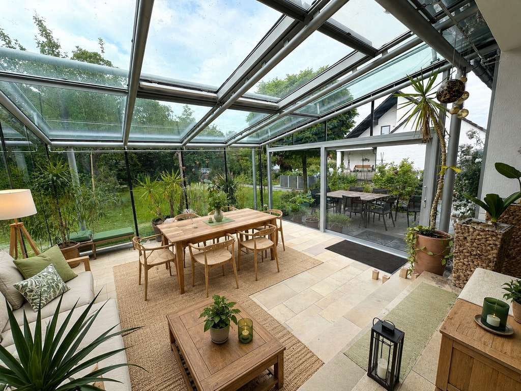 Immobilie in Wertingen - Gepflegtes, großes EFH mit Wintergarten, Garage und Werkstatt! Ideal für eine Familie! - Bild 3