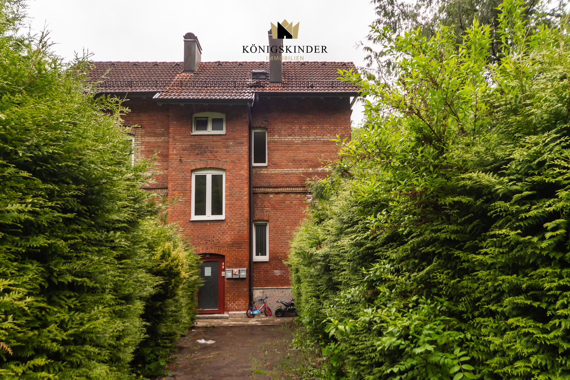 Immobilie in Lichtenstein - Charmantes Sechsfamilienhaus mit solider Vermietung in Lichtenstein - Bild 1