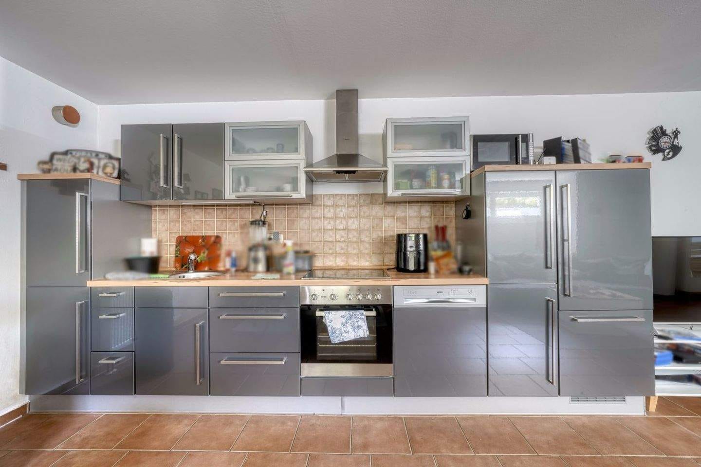 Immobilie in Memmelsdorf - 2-Zi-Wohnung im Grünen, Kaminofen, Einbauküche, separater Zugang, ideal für Single oder 2 Personen - Bild 3