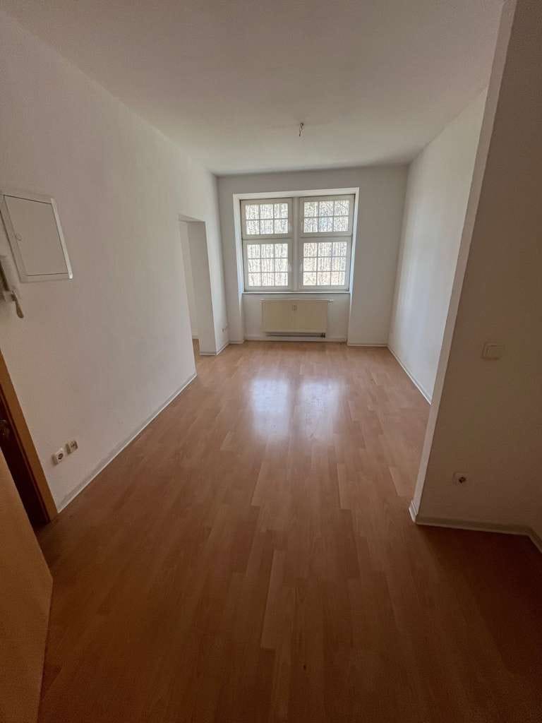 Immobilie in Freiberg - preiswerter Einstieg Eigentum - 1 Raum Apartment in parkähnlichem Umfeld an Eigennutzer oder Anleger - Bild 3