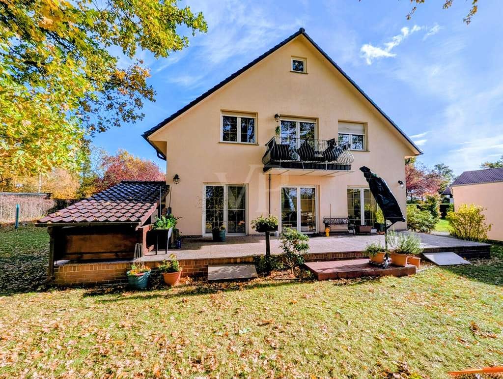 Immobilie in Cottbus - Chóśebuz - Einmaliges Immobilienensemble - Zweifamilienhaus und moderner Bungalow in traumhafter Naturlage - Bild 1
