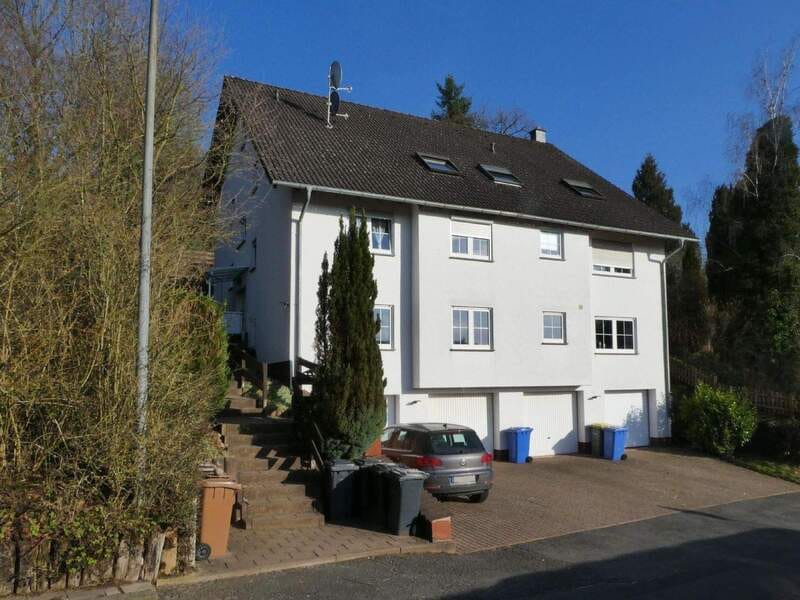 Immobilie in Brachttal - AUMÜLLER-Immobilien - Moderne ETW bestehend aus zwei Wohneinheiten mit zwei separaten Eingängen - Bild 0
