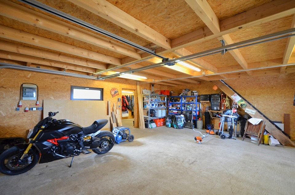 Immobilie in Broderstorf - Idyllisches Landhaus mit Einliegerwohnung & Erdsauna, Wohnen im Einklang mit der Natur Nahe Rostock!!! - Bild 0