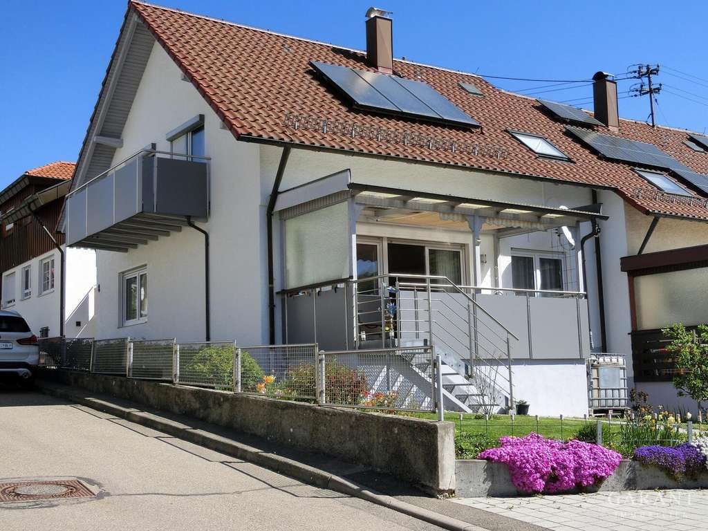 Immobilie in Bad Überkingen - Modernisiertes Einfamilienhaus in traumhafter Umgebung, inkl. Einbauküche und Garage - Bild 0