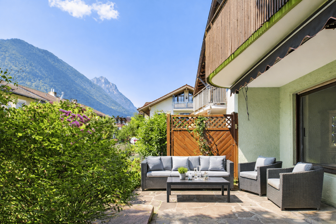 Immobilie in Piding - Familienglück in Piding: Gepflegtes REH mit großem Garten, 3 SZ und Bergblick - Bild 1