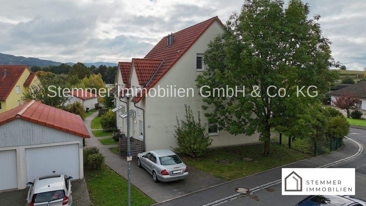 Immobilie in Kulmain - Gepflegte Doppelhaushälfte in ruhiger Lage mit 146 m² Wohnfläche in Kulmain - Bild 1