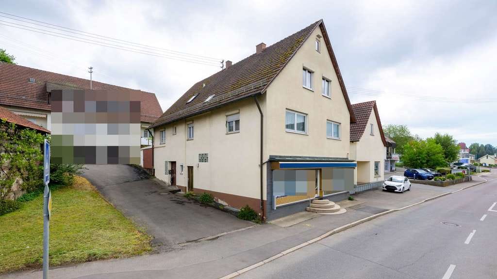 Immobilie in Bodelshausen - Viel Wohnfläche & Nutzfläche - Drei Immobilien in zentraler Lage von Bodelshausen. - Bild 2