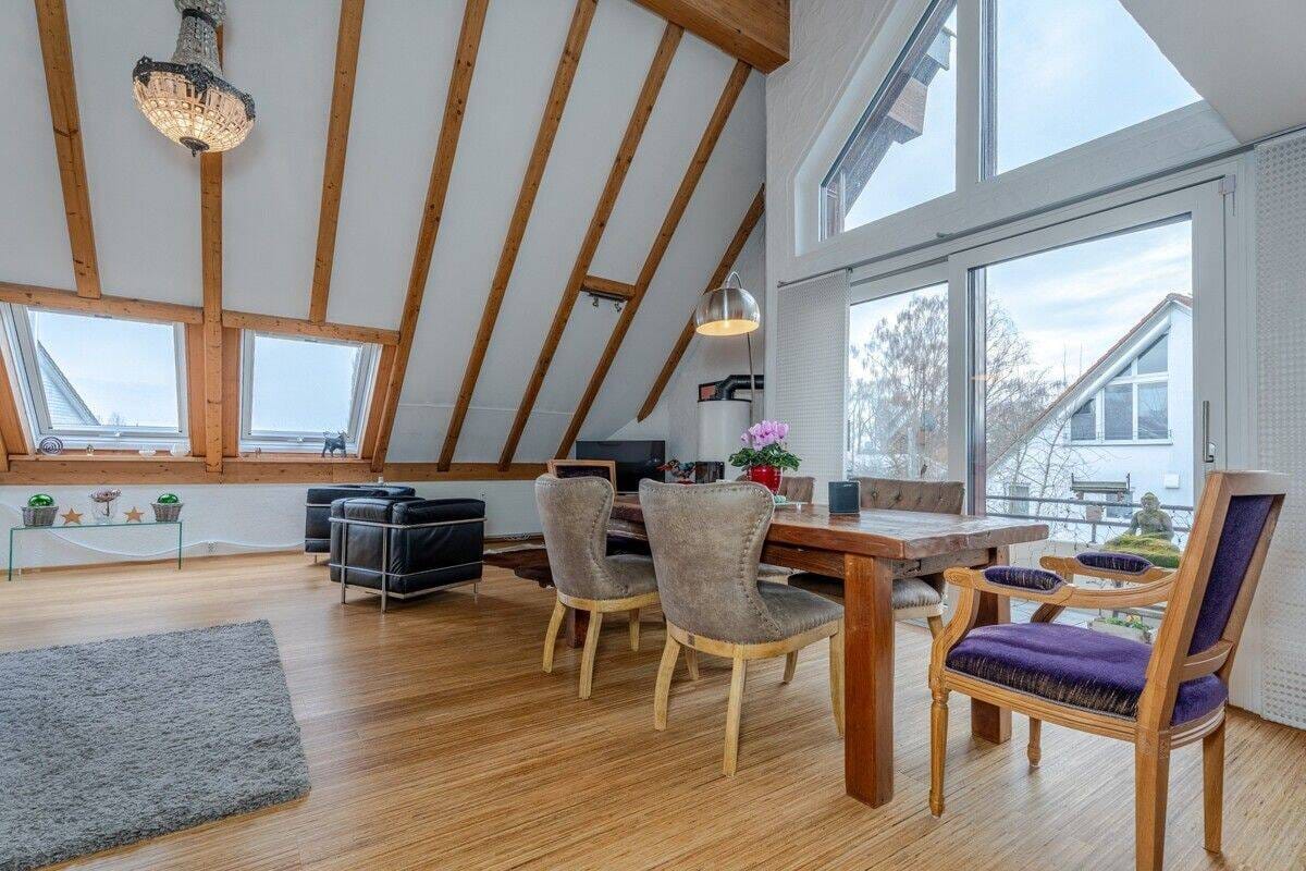 Immobilie in Moos - Seesicht, Stil & Großzügigkeit - außergewöhnliche DG-Maisonettewohnung in Moos - Bild 4