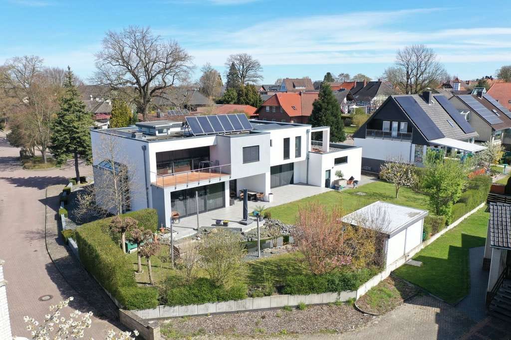 Immobilie in Calberlah - Stilvolles Zweifamilienhaus mit besonderem Wohnambiente - Bild 3