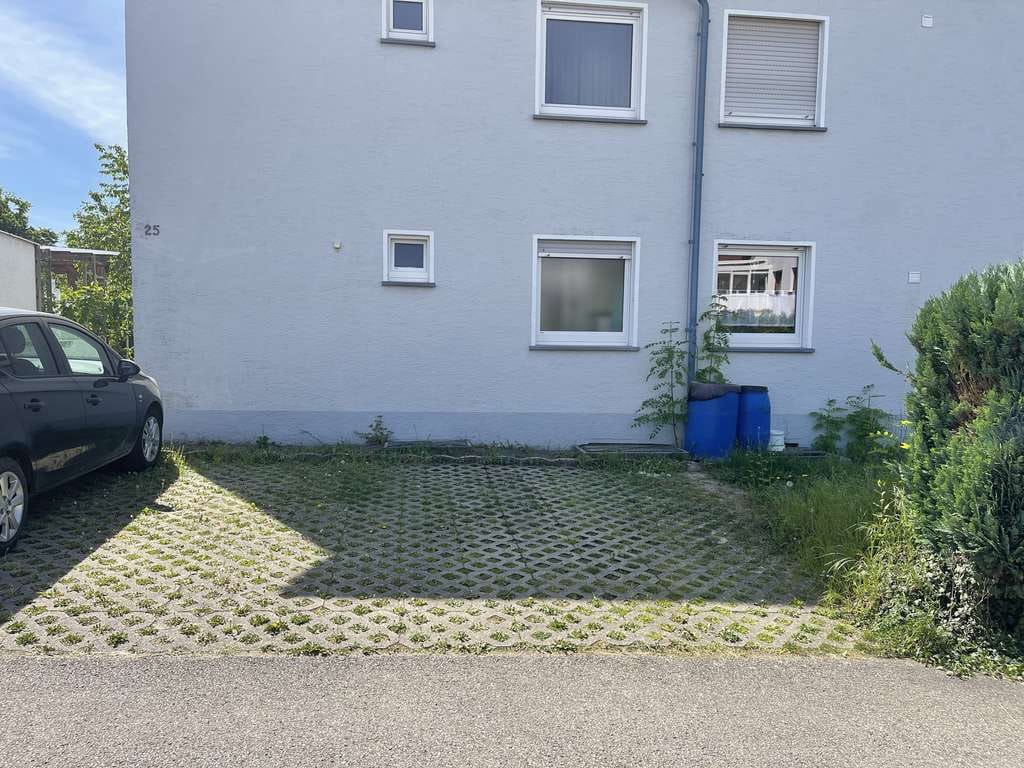 Immobilie in Waldenburg - Eigentumswohnung im OG mit Garage, Stellplätze und Gartenanteil - Bild 2