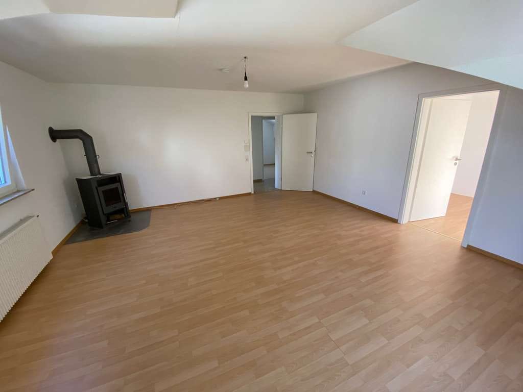 Immobilie in Olpe - Eigentumswohnung im Dachgeschoss mit Garage – Kapitalanlage in Finnentrop - Bild 3