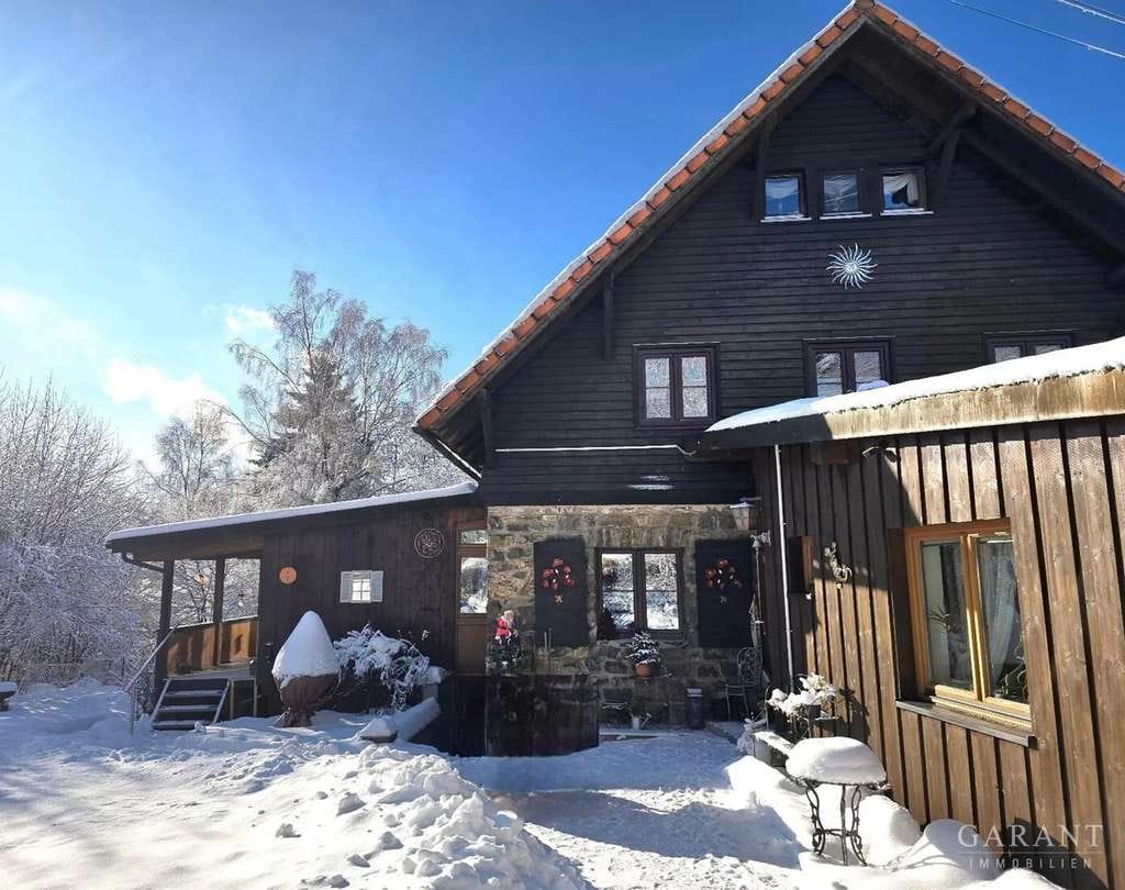 Immobilie in Steinbach am Wald - Exklusives, traumhaftes Einfamilienhaus in idyllischer Lage! - Bild 1