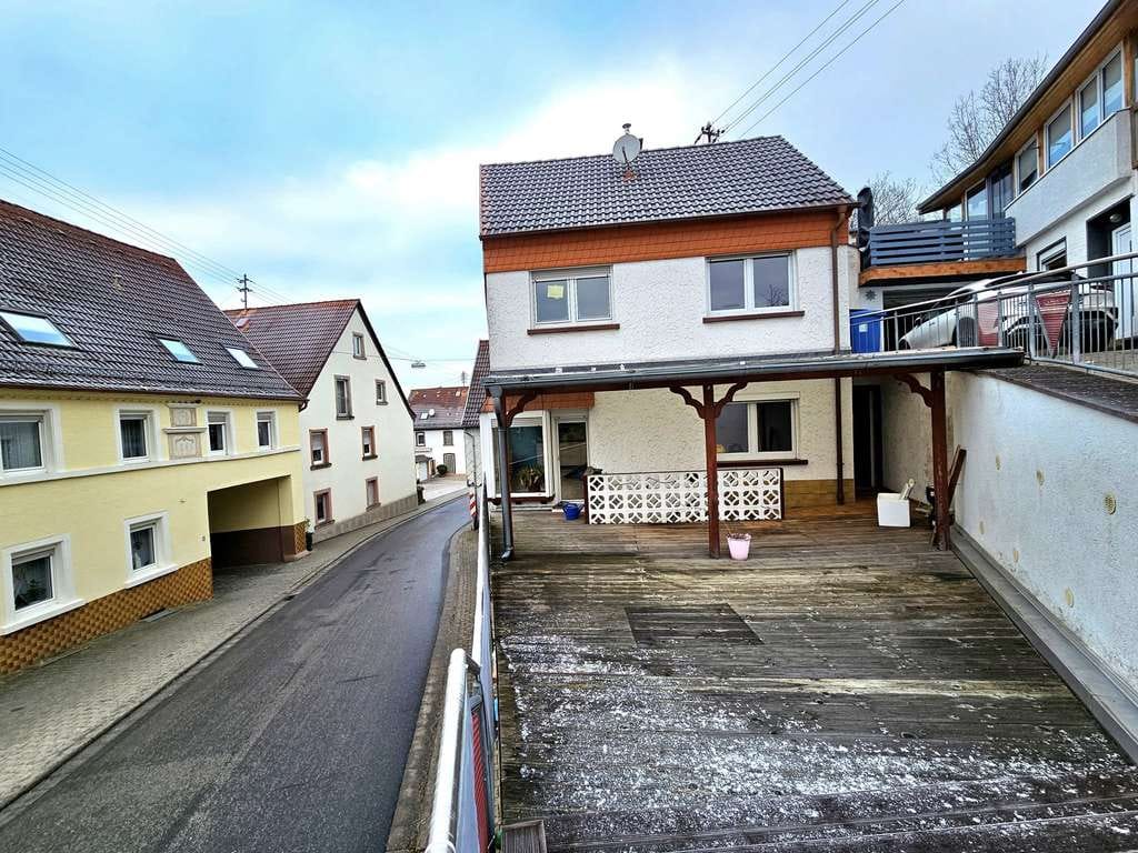 Immobilie in Niederkirchen - Einfamilienhaus zu verkaufen - Bild 1