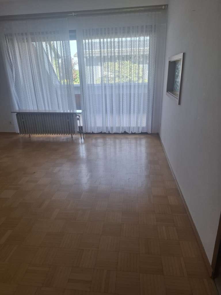 Immobilie in Sinzheim - Wohnen in ruhigem grünen Umfeld mit Aussicht - Bild 3
