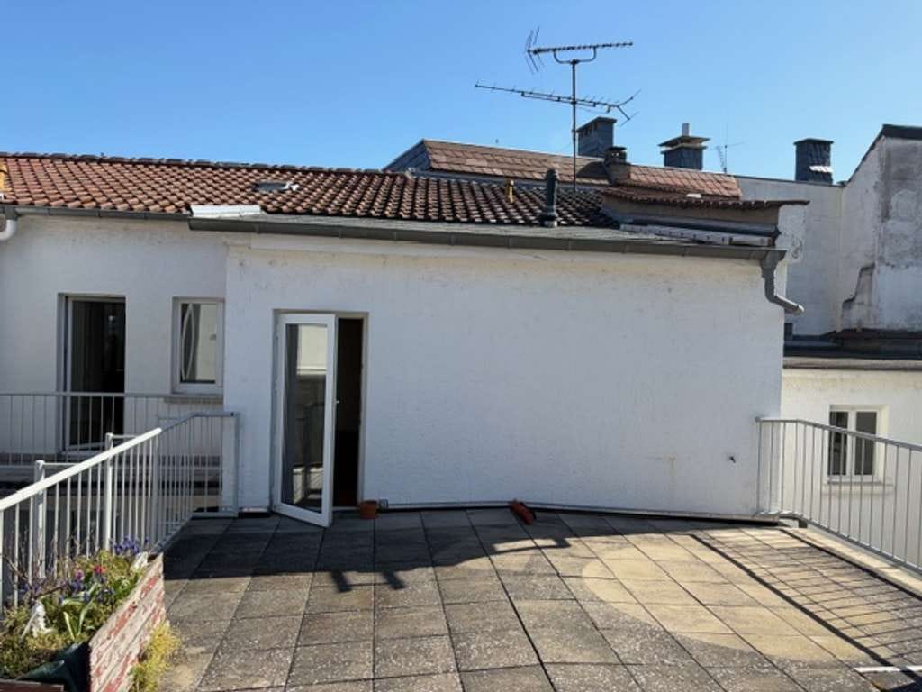 Immobilie in Bingen am Rhein - Ruhige 3 Zimmer Wohnung mit Dachterrasse - Bild 0