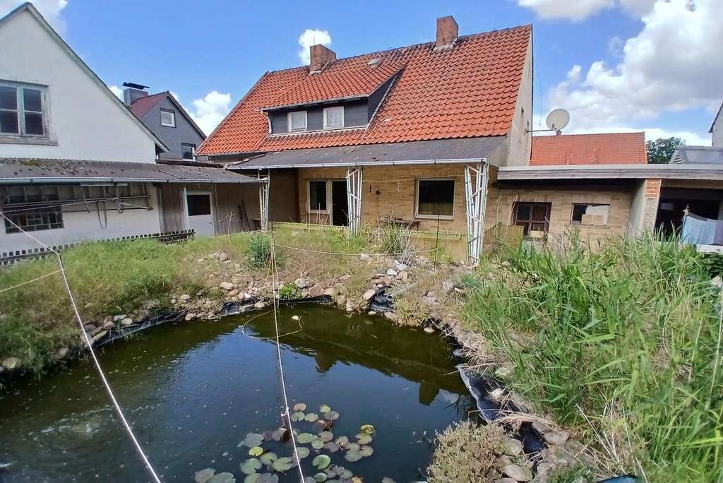 Immobilie in Wasbüttel - Einfamilienhaus mit viel Potential wartet auf dich! - Bild 1