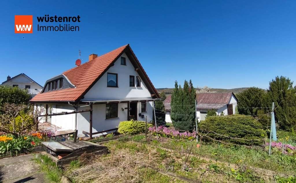 Immobilie in Dorsheim - #Wunderschönes Zweifamilienhaus mit grosser überdachter Terrasse, grossem Keller und fein angelegtem - Bild 3