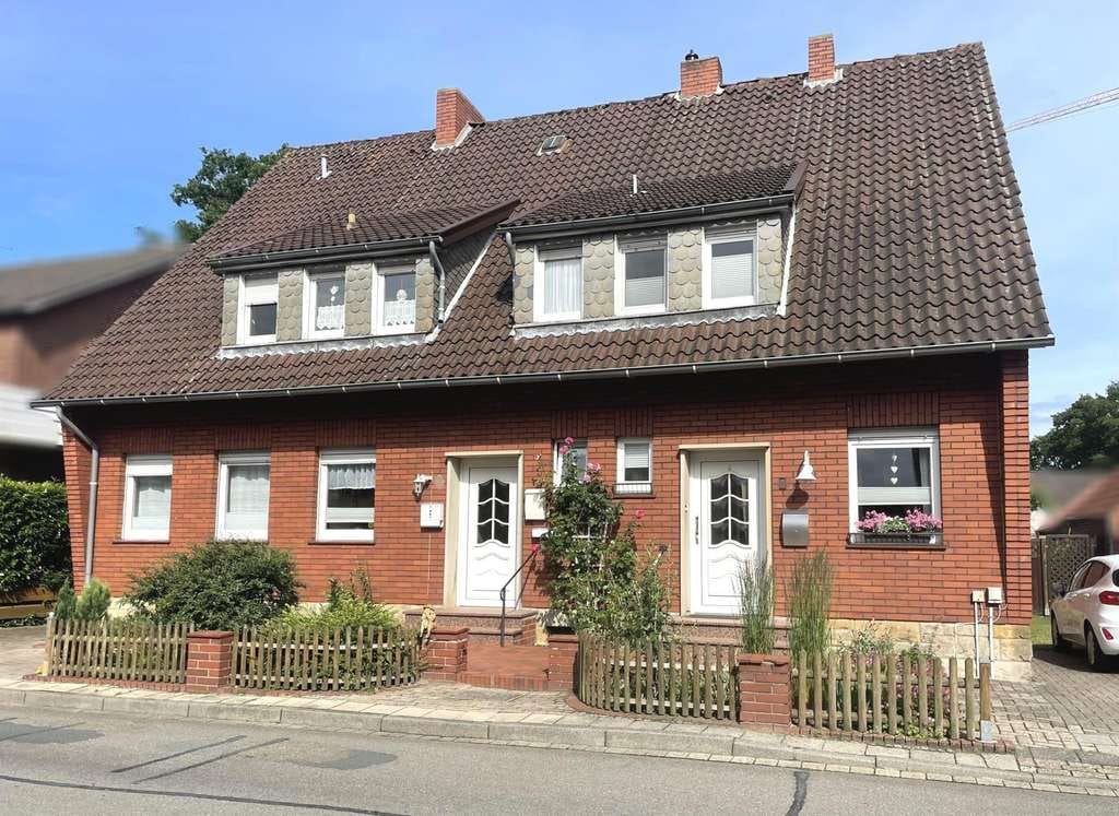 Immobilie in Bramsche - Kapitalanlage mit Entwicklungspotenzial – 
Vermietetes MFH in attraktiver Lage von Bramsche! - Bild 0