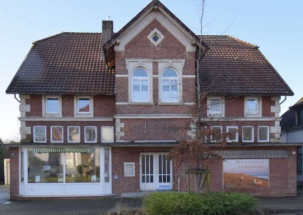 Immobilie in Butjadingen - Schönes Mehrfamilienhaus mit Vergangenheit und Zukunft - Bild 0