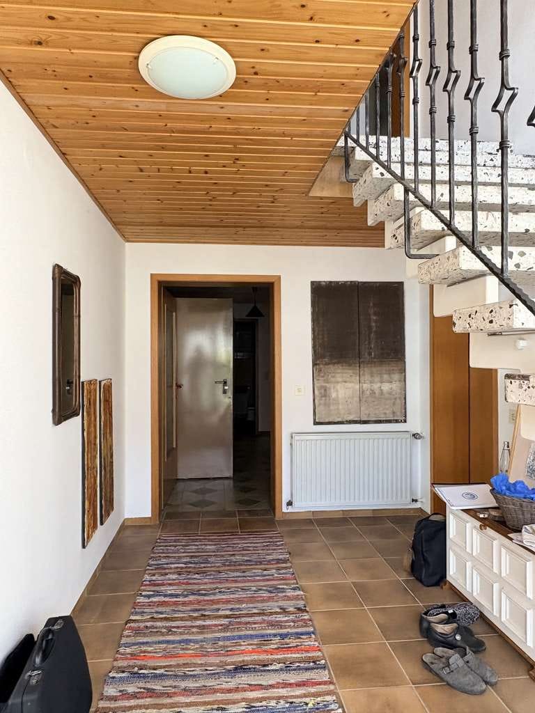 Immobilie in Rothenbuch - Freistehendes Einfamilienhaus mit großem Grundstück und viel Potenzial in ruhiger Lage - Bild 2