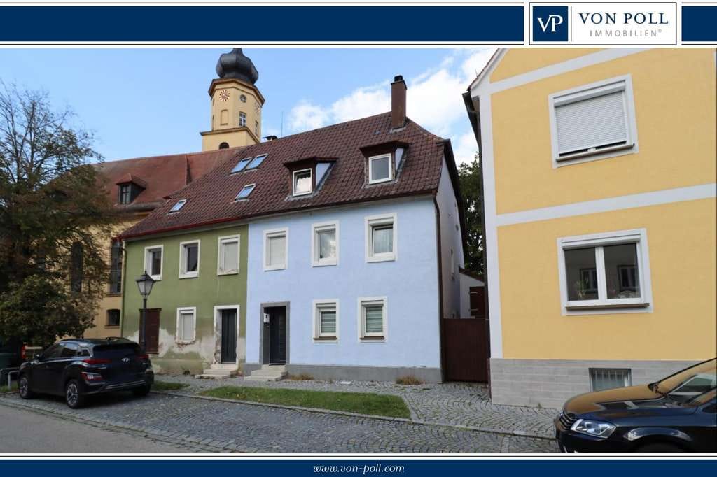 Immobilie in Wassertrüdingen - Sanierte Doppelhaushälfte in zentraler Altstadtlage - Bild 0