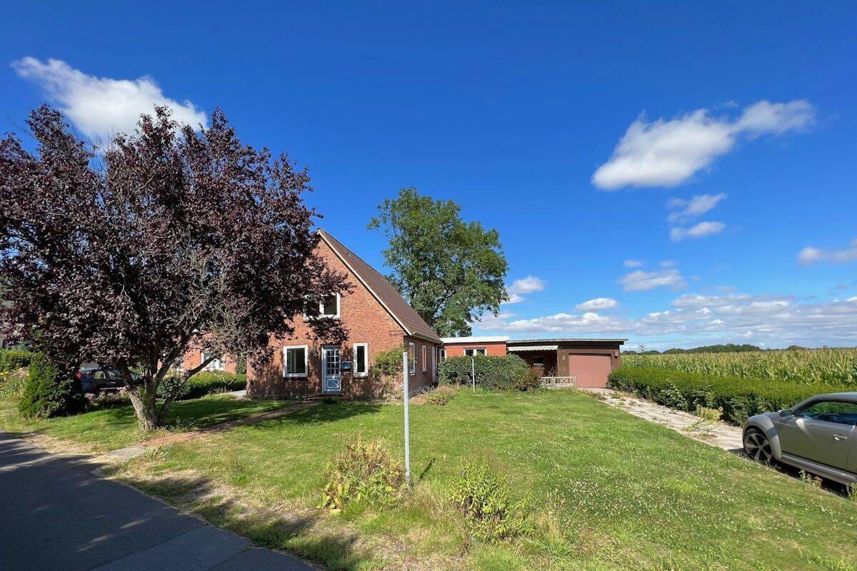 Immobilie in Risum-Lindholm - Provisionsfrei: Charmanter Rotkliner wartet auf Revitalisierung... (oder realisieren Sie hier Ihren Neubau unter Reet) - attraktive Ortsrandlage - Bild 0