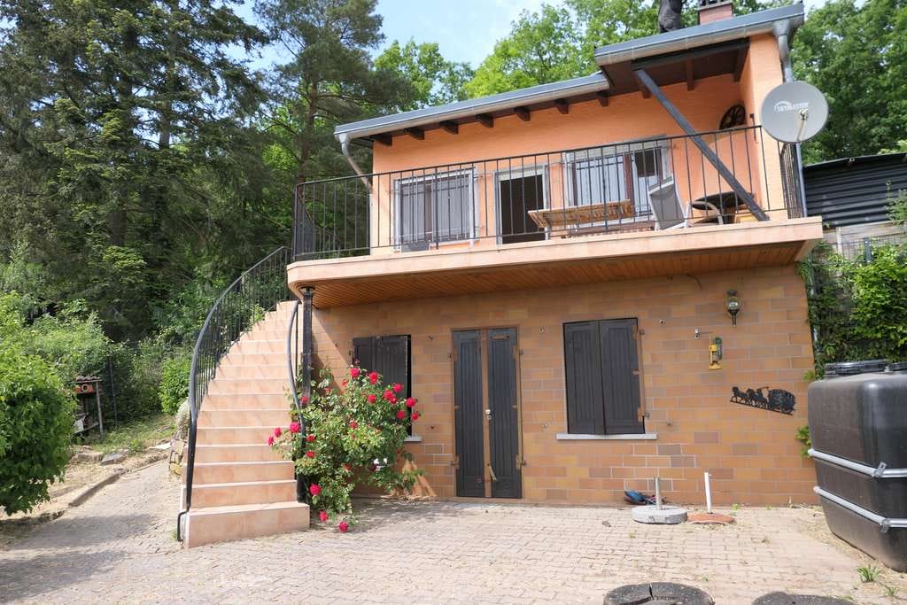 Immobilie in Bechtolsheim - Mehr als ein Wochenendhaus! Das Gefühl von: Hier möchte ich bleiben - Bild 3