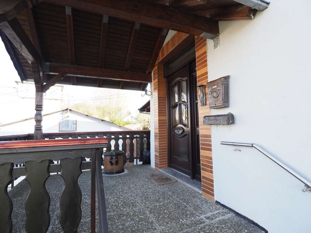 Immobilie in Ransbach-Baumbach - Attraktives Zweifamilienhaus mit ansprechender Grundstücksfläche - Bild 3