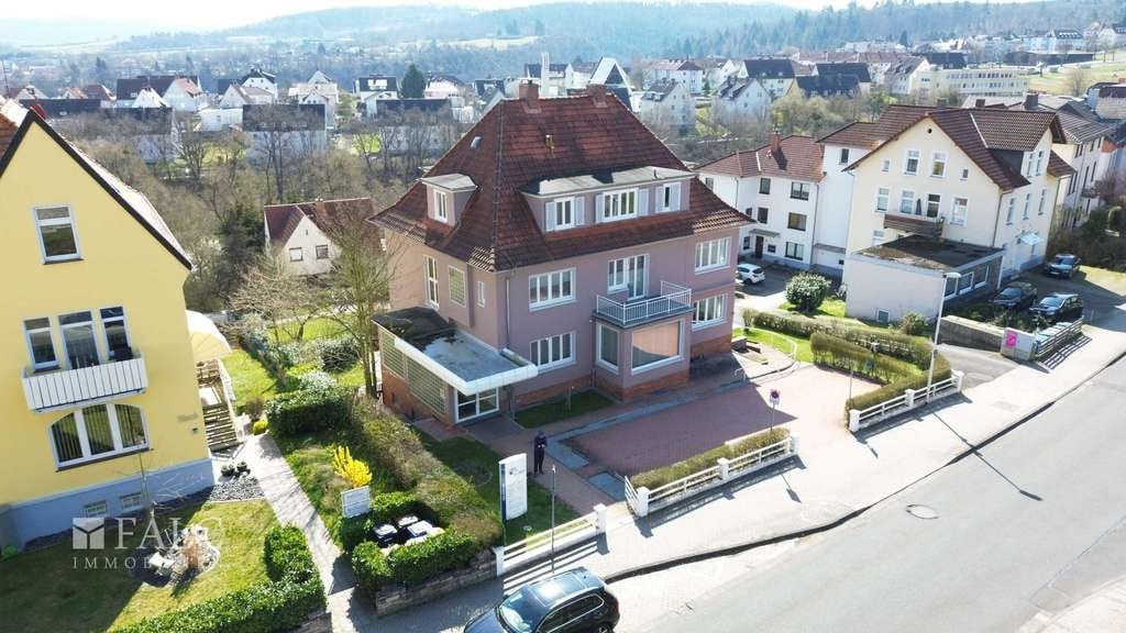Immobilie in Bad Wildungen - +++Vielseitiges 4 Mehrfamilienhaus oder exklusiver Firmensitz in Bad Wildungen+++ - Bild 2