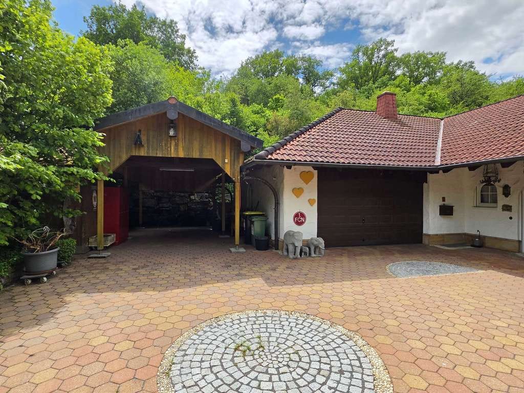 Immobilie in Untersiemau - Liebenswerter Bungalow auf Traum-Grundstück! - Bild 3