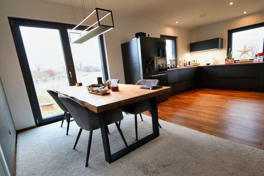 Immobilie in Schulendorf - Modernes und energieeffizientes Neubau Einfamilienhaus in ruhiger Umgebung! - Bild 1