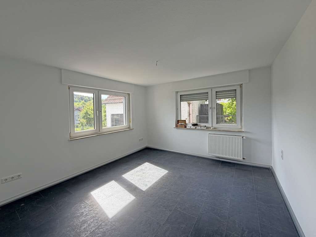 Immobilie in Haibach - Renovierungsbedürftiges 3-Familienhaus in top Lage! - Bild 3