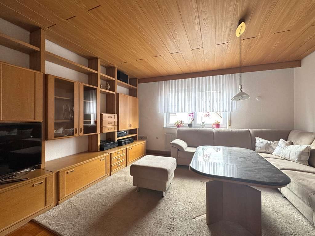 Immobilie in Sontheim an der Brenz - Wohnen und Wohlfühlen - schicke Doppelhaushälfte mit Wintergarten, Terrasse und grünem Rückzugsort - Bild 4
