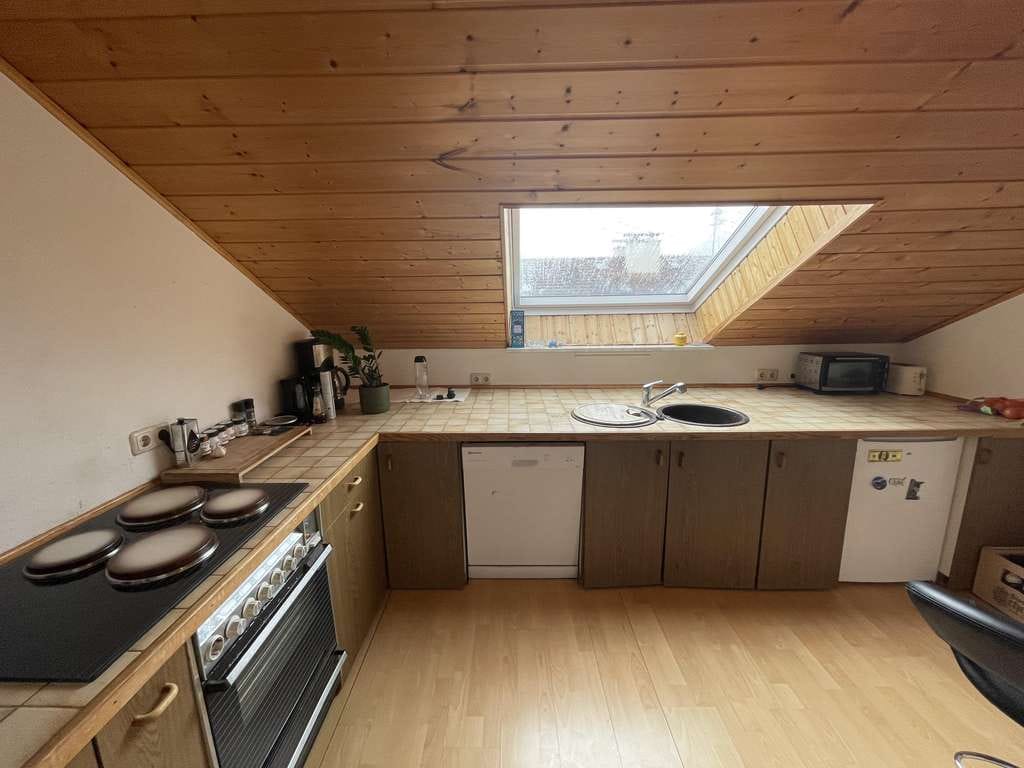 Immobilie in Peißenberg - Gemütliche Dachgeschosswohnung in familiärer Wohnanlage. - Bild 2