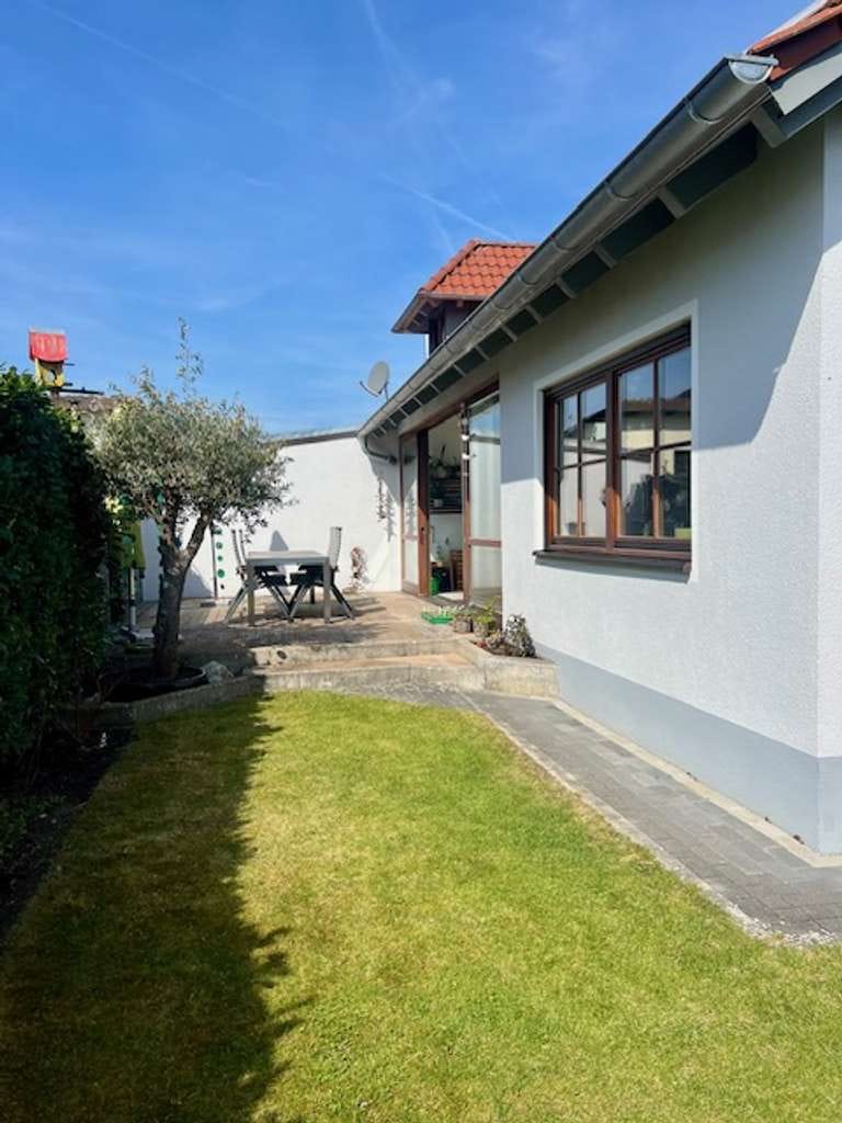 Immobilie in Buxheim - Exklusives Landhaus mit Top-Ausstattung in Buxheims malerischer Allgäu-Landschaft! - Bild 1