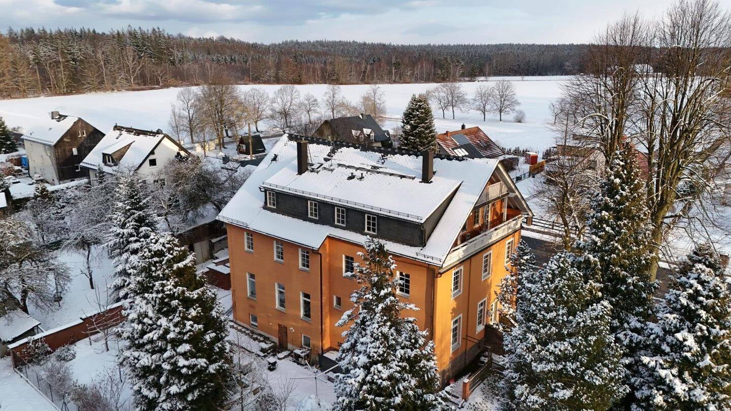Immobilie in Tharandt - Zauberhafte Pension im Tharandter Wald - ein Haus für Gäste, Familie und neue Ideen - Bild 3
