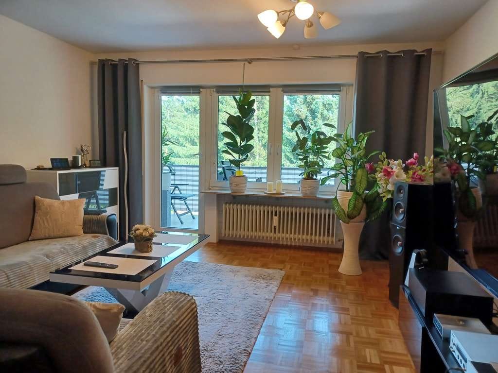 Immobilie in Karlsbad - Gepflegtes 6-Familienhaus in ruhiger Anliegerstraße - Bild 2
