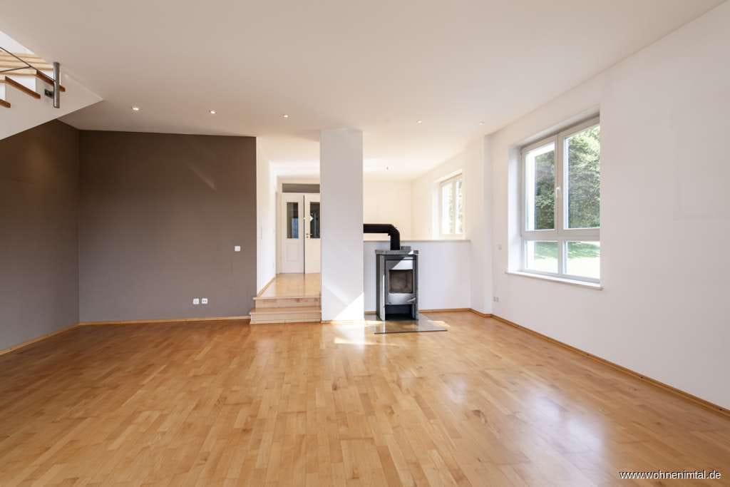 Immobilie in Tegernsee - Wohnen im Tal Immobilien Residieren über dem See: Luxuriöses Maisonette-Juwel mit traumhaftem Seebli - Bild 2