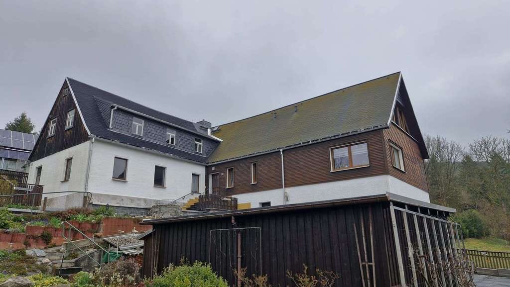 Immobilie in Schwarzenberg/Erzgebirge - Großes Einfamilienhaus mit Ausbauoption in ruhiger Lage! - Bild 3