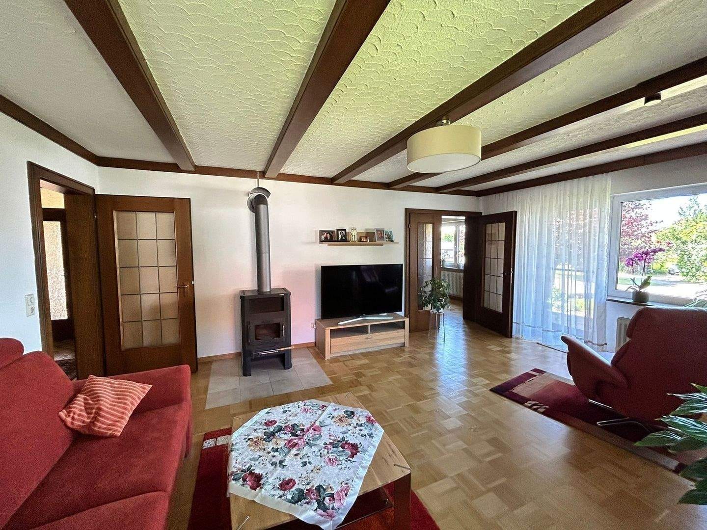 Immobilie in Wyhl - Charmante 4-Zimmer-Eigentumswohnung mit Gartenidylle - Bild 1