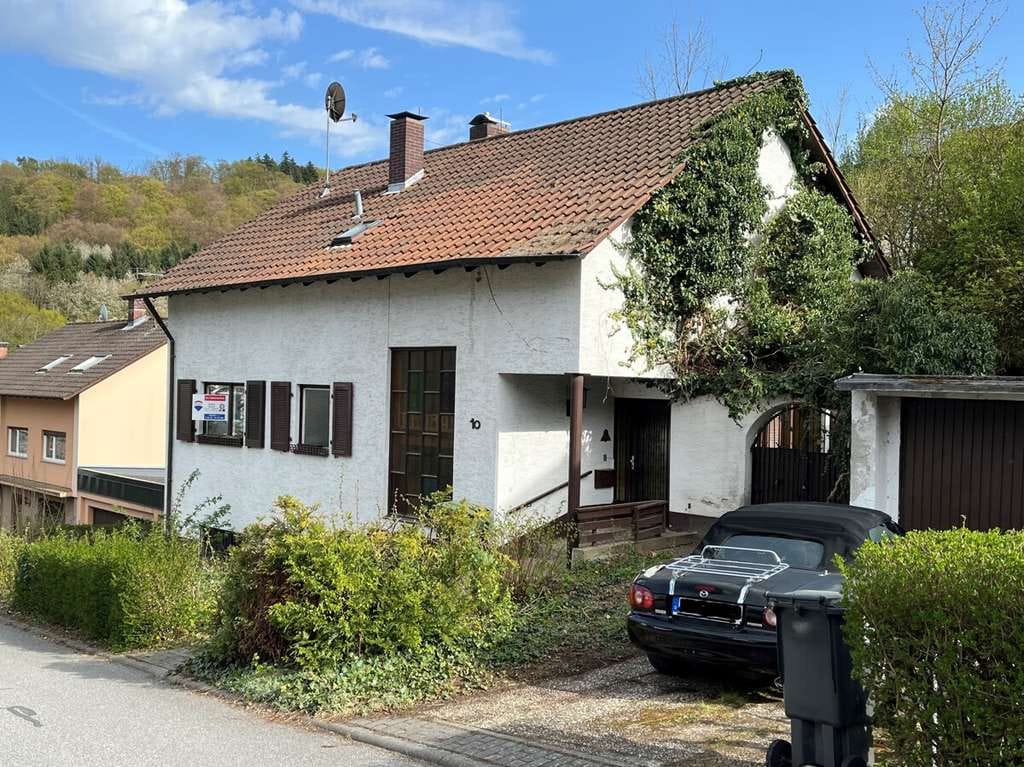 Immobilie in Mörlenbach - Dankbares Projekt für handwerklich Begabte - unverbautes Haus aus den 60ern! - Bild 0