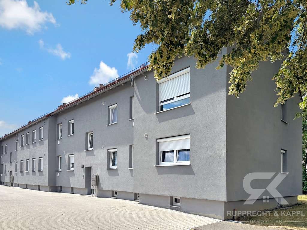 Immobilie in Waldsassen - Kernsanierte 3-Zimmer-Wohnung mit Balkon in gepflegter Wohnanlage – ideal auch zur Kapitalanlage - Bild 0