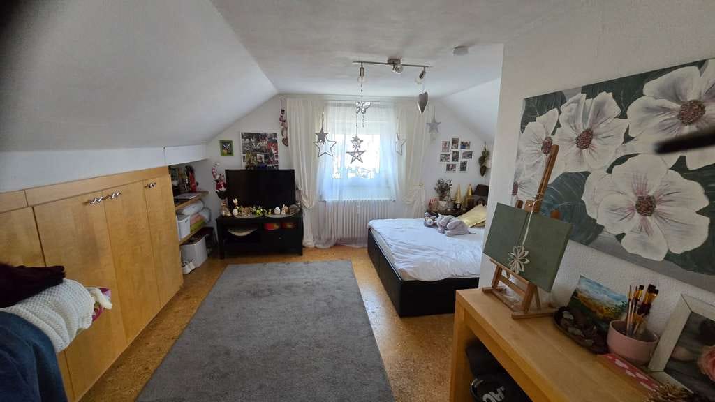 Immobilie in Kirchheim unter Teck - *** Dachgeschosswohnung mit 39 m² in sehr guter Lage – ideal für Singles oder Kapitalanleger *** - Bild 4