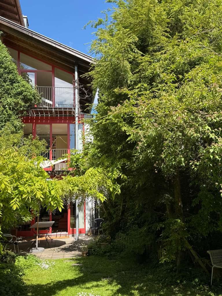 Immobilie in Schäftlarn - Tolle Aussichten! Helles REH in Ebenhausen - Bergblick mit charmanten Grundstück - Bild 1