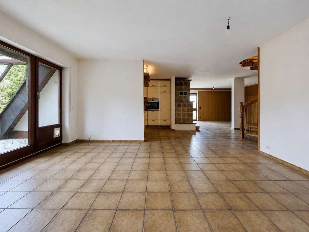 Immobilie in Kirchheim unter Teck - Exklusives Wohnen: Maisonette mit XL-Dachterrasse und TG-Stellplatz! - Bild 4