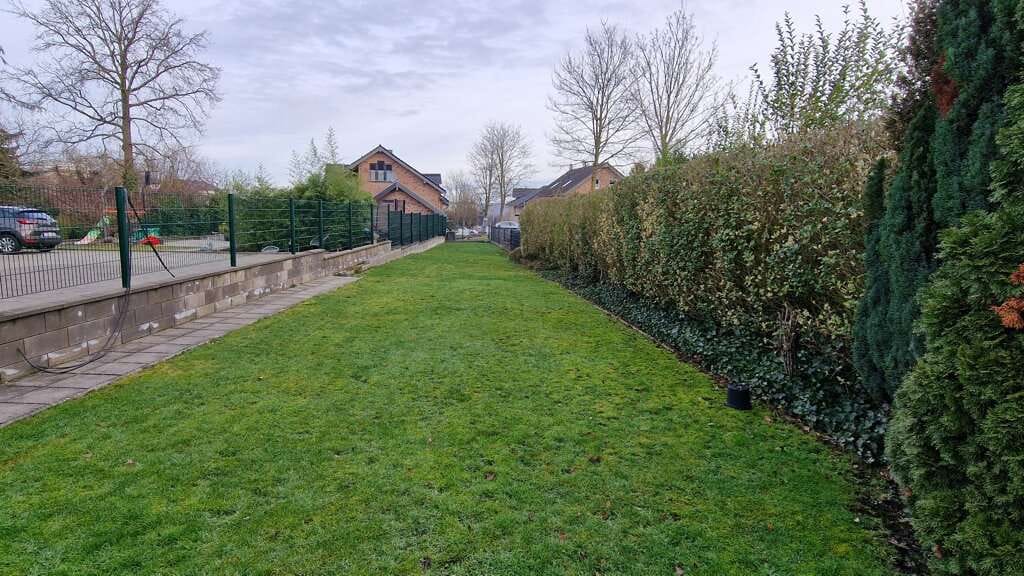 Immobilie in Würselen - Modernisierungsbedürftiges Einfamilienhaus mit großem Garten im Herzen von Bardenberg - Bild 1