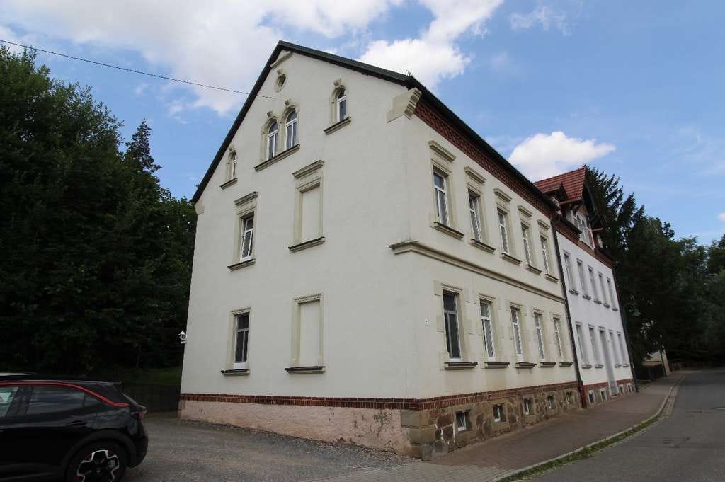 Immobilie in Penig - Großteils vemietetes Mehrfamilienhaus mit guter Substanz - Bild 0