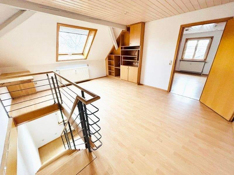 Immobilie in Radolfzell am Bodensee - zu Fuss in die Stadt -   SOFORT FREI: Maisonette-Wohnung (3,5 Zimmer) im 1. OG  mit EBK und Stellplatz  - Bild 1